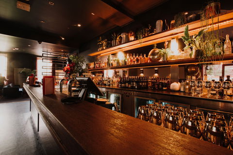 The Golden Sheaf - Gold Coast 4U 1