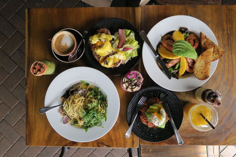 Chef's Palette - Eastwood - Accommodation Gold Coast 0