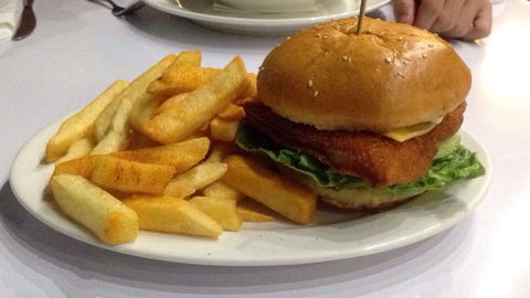 Pippies At The Point - Gold Coast 4U 0