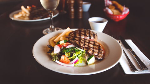 The Railway Hotel Parkes - Accommodation Gold Coast 2