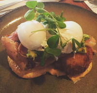 A Fan's Notes - Accommodation Gold Coast