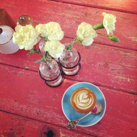 Favourite Chair Cafe - Accommodation Gold Coast 0