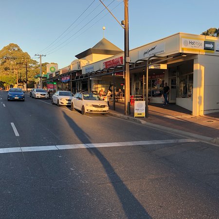 Rena's Thai Kitchen - Accommodation Gold Coast 0