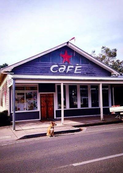 The Other Side Art Cafe - Accommodation Gold Coast 5