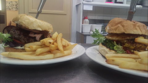 Alma Hotel - Accommodation Gold Coast 0