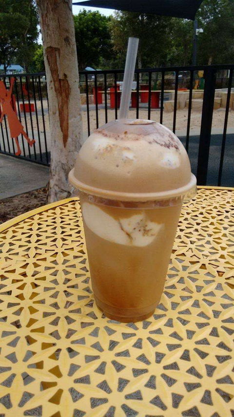 Jasmine Greens Park Kiosk - 1 Gold Coast 0