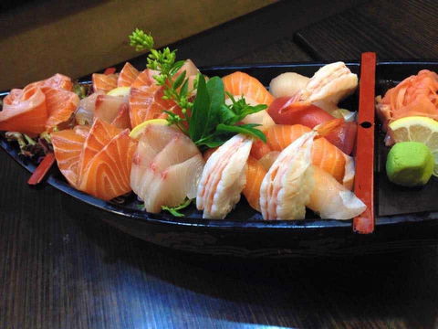 Kinjo Japanese Restaurant And Sushi Bar - Accommodation Gold Coast 0