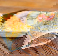 Little Red Cafe - Accommodation Gold Coast