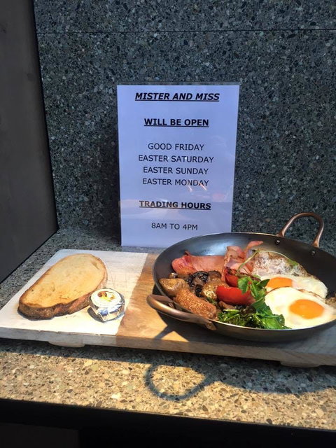 Mister And Miss Cafe - Accommodation Gold Coast 0