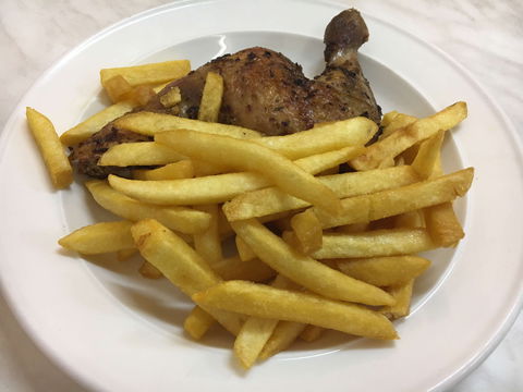 Northcote Plaza Charcoal Chicken - Gold Coast 4U 0
