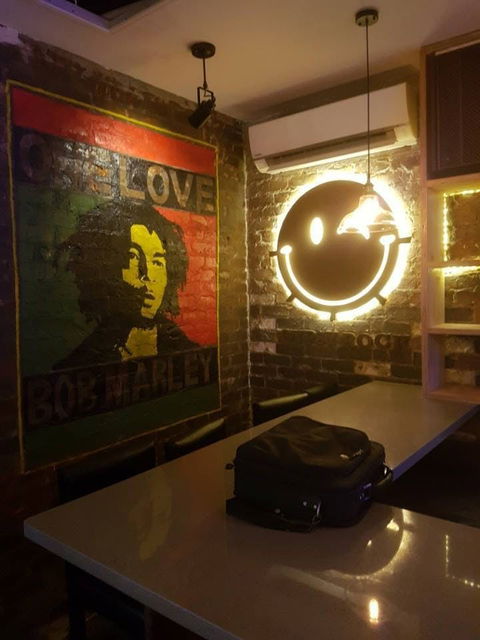 Old School Bar & Cafe - Gold Coast 4U 0
