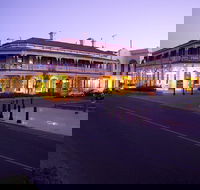 Jens Town Hall Hotel - Accommodation Gold Coast