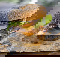 Bucking Bull - Cloverdale - Accommodation Gold Coast