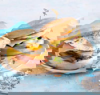 Jamaica Blue - Campbelltown - Accommodation Gold Coast