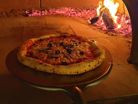 Rumi Woodfired Pizza - Accommodation Gold Coast 0