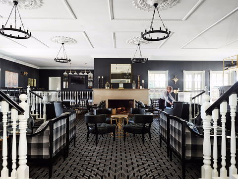 Epoche Lounge Bar - Accommodation Gold Coast 1