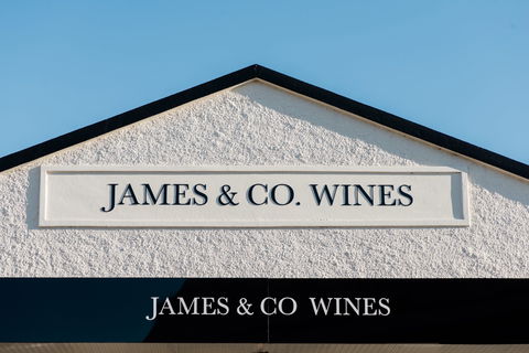 James & Co. Wines - 1 Gold Coast 0