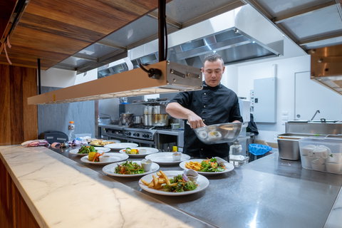 The Corner Hotel Alexandra - Accommodation Gold Coast 0