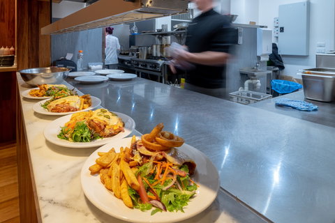 The Corner Hotel Alexandra - Accommodation Gold Coast 1