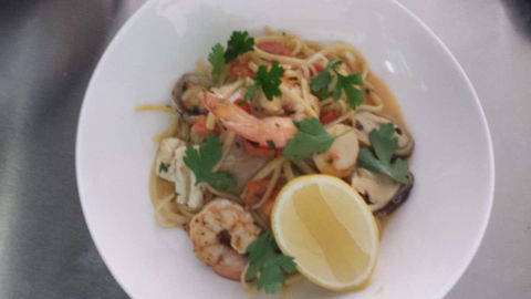 Elliotts Bistro - 1 Gold Coast 0