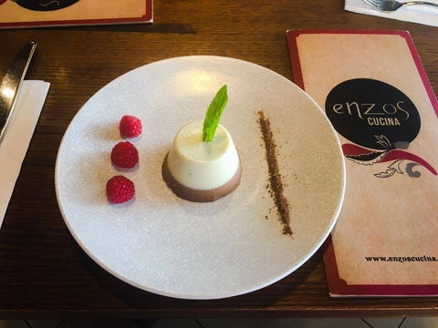 Enzo's Cucina - Chipping Norton - Gold Coast 4U 0
