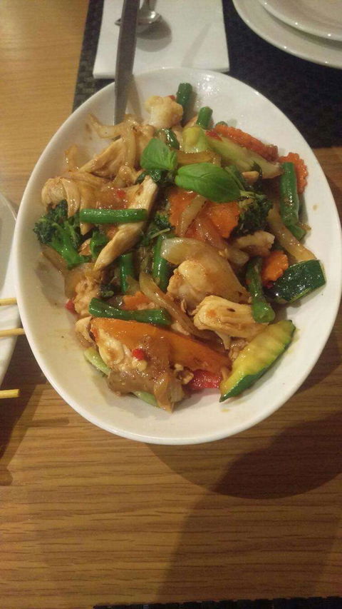 Hot Wok Thai - Gold Coast 4U 0