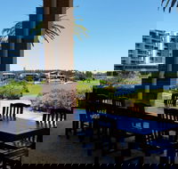 Signatures Restaurant and Bar - Gold Coast 4U