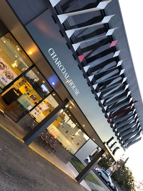 Charcoal House - Gold Coast 4U 0