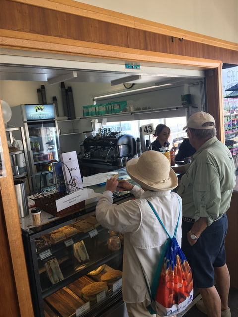 Marina View Cafe - Gold Coast 4U 2