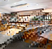 Rashays - Prairiewood - Accommodation Gold Coast