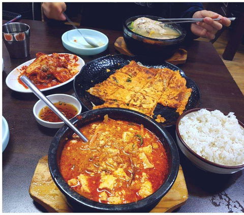 O Se O Restaurant - Accommodation Gold Coast 0