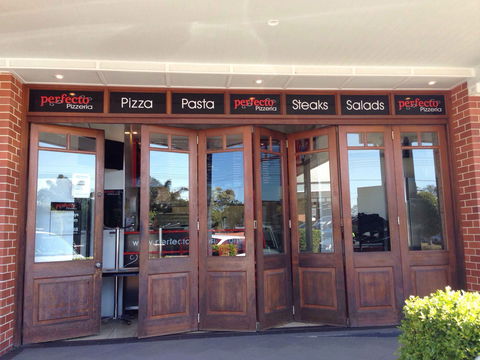 Perfecto Pizzeria - 1 Gold Coast 0