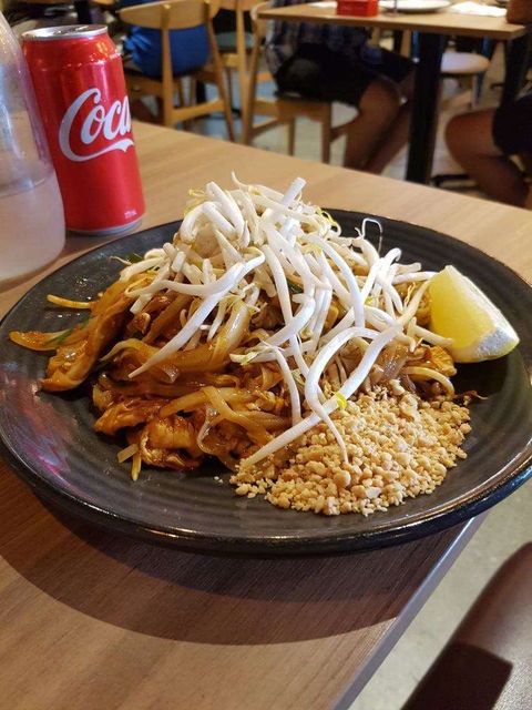 Peak Thai - Accommodation Gold Coast 0