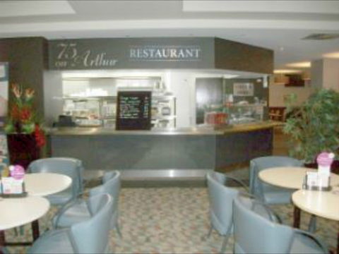 75 On Arthur At The Wellington Soldiers Memorial Club - Gold Coast 4U 2