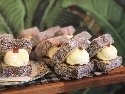 Flavours Patisserie Cafe  - Parkdale - Accommodation Gold Coast 0