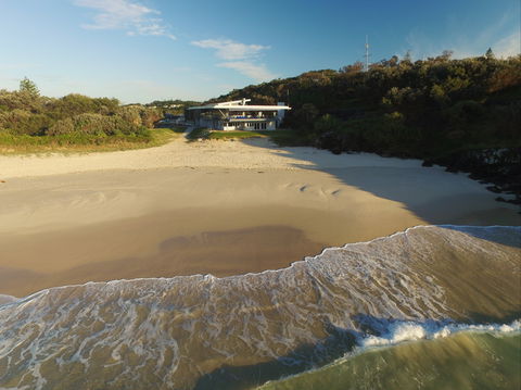 Lighthouse Beach Cafe - Accommodation Gold Coast 0