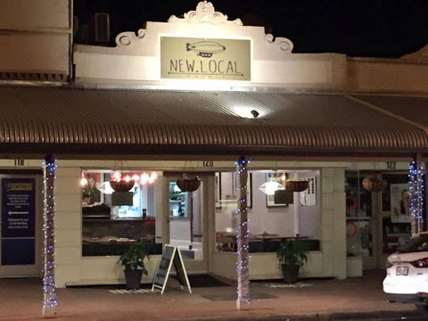 New Local Eatery - Gold Coast 4U 0