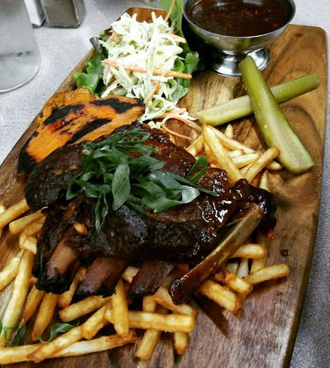 Federal Hotel Maryborough - Accommodation Gold Coast 0