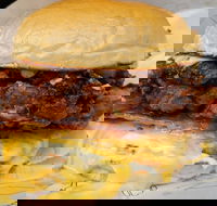 Sneaky Burger - Gold Coast 4U