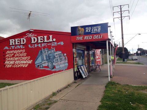 The Red Deli - Gold Coast 4U 0