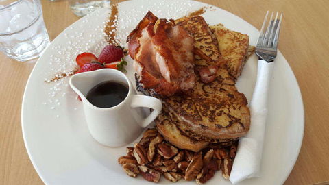 North Eastern Hotel - Gold Coast 4U 0