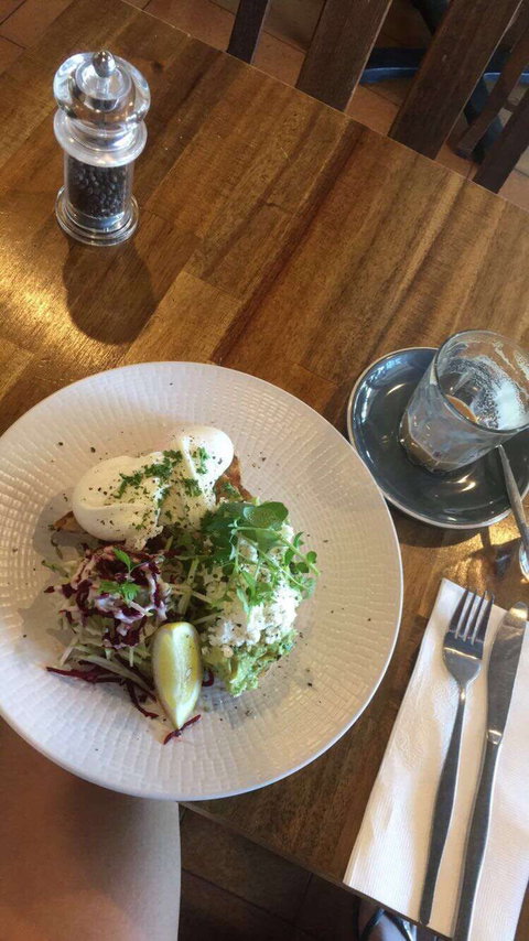 Chain Of Fools - Accommodation Gold Coast 0