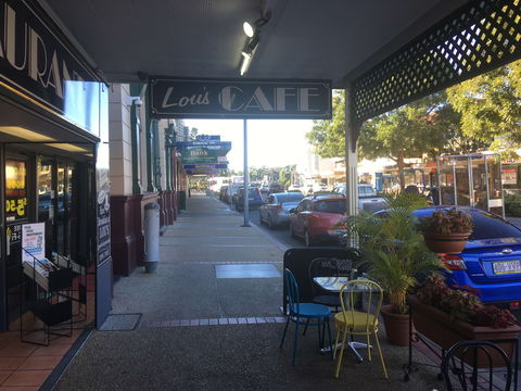 Lou's Cafe Restaurant - Gold Coast 4U 0