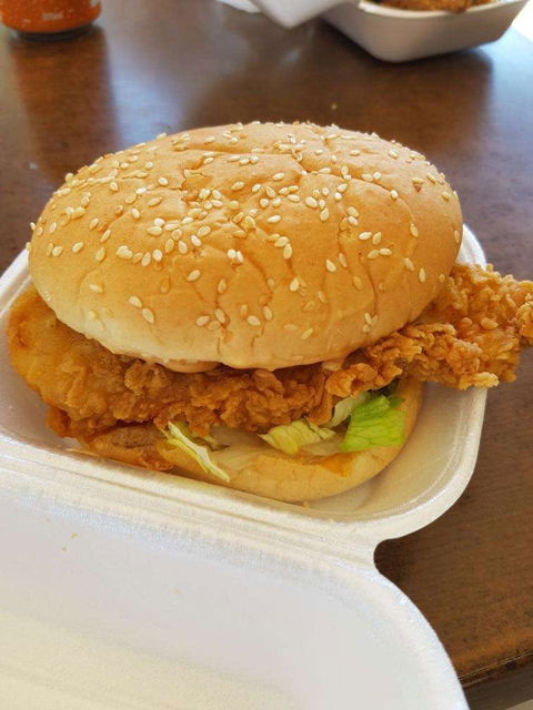 Ollies Chicken - Melton - Accommodation Gold Coast 0