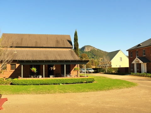 Tugwood Winery - Accommodation Gold Coast 2