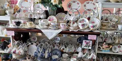 Moments &  Memories Tea Room - Gold Coast 4U 2