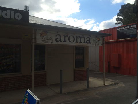 Aroma Pizza House - 1 Gold Coast 0