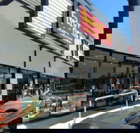 Feed 'n' Frenzy - Accommodation Gold Coast