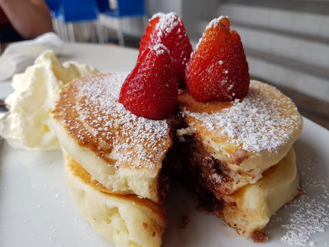 GJ's Bay Cafe And Grill - Accommodation Gold Coast 1