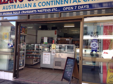 Allan's Cake Hot Bread - Accommodation Gold Coast 0